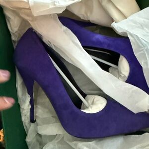 Calvin Klein Purple Women's suede pumps